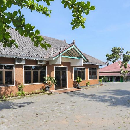 Super Oyo 1959 Penginapan Kepurun Pawana Indonesia Sleman  Zewnętrze zdjęcie