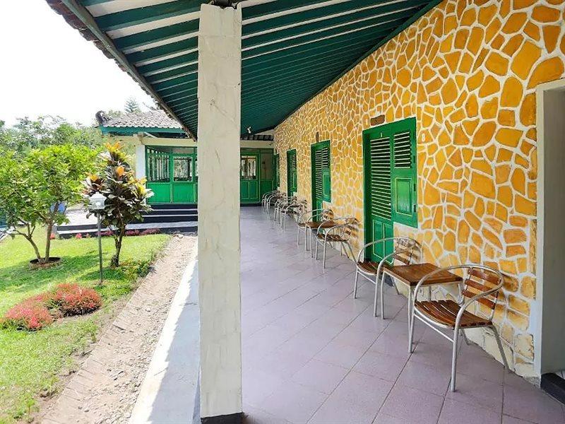 Super Oyo 1959 Penginapan Kepurun Pawana Indonesia Sleman  Zewnętrze zdjęcie